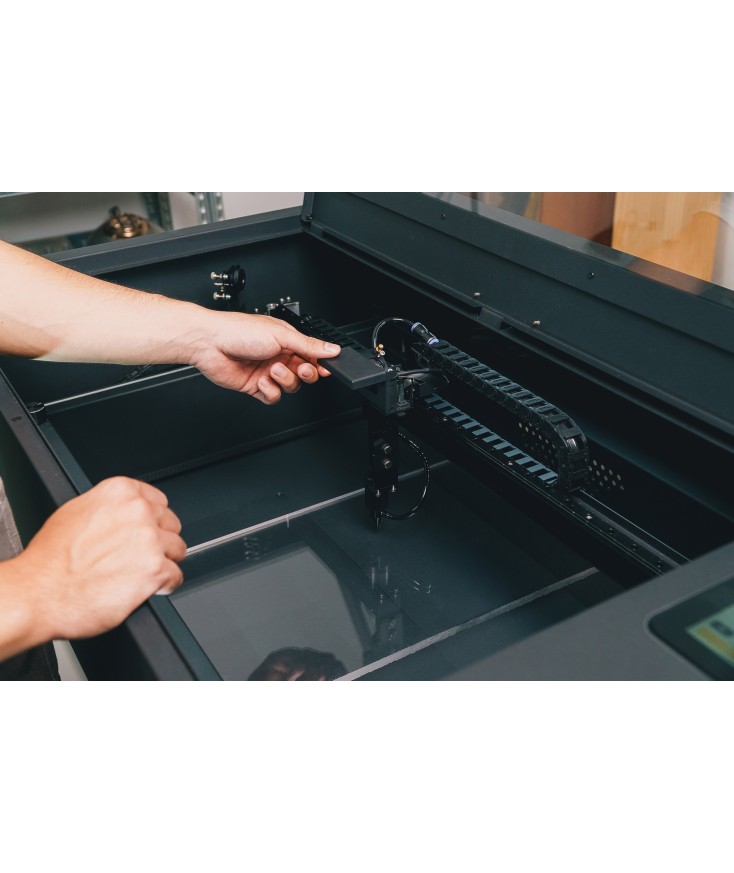 Láser corte y grabado CO2 55W Beambox II Flux