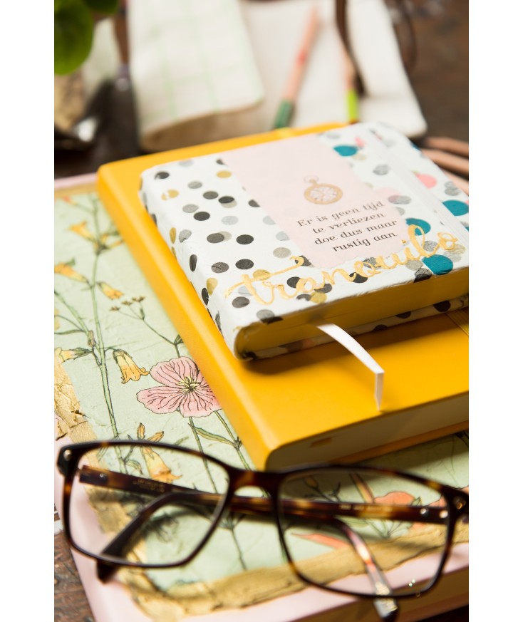 CUADERNOS DE BOCETOS AMARILLO